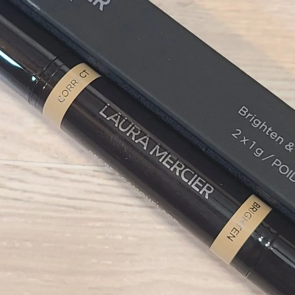 Laura Mercier Secret Camouflage Brighten Correcting Duo Stick Concealer Eye 2W